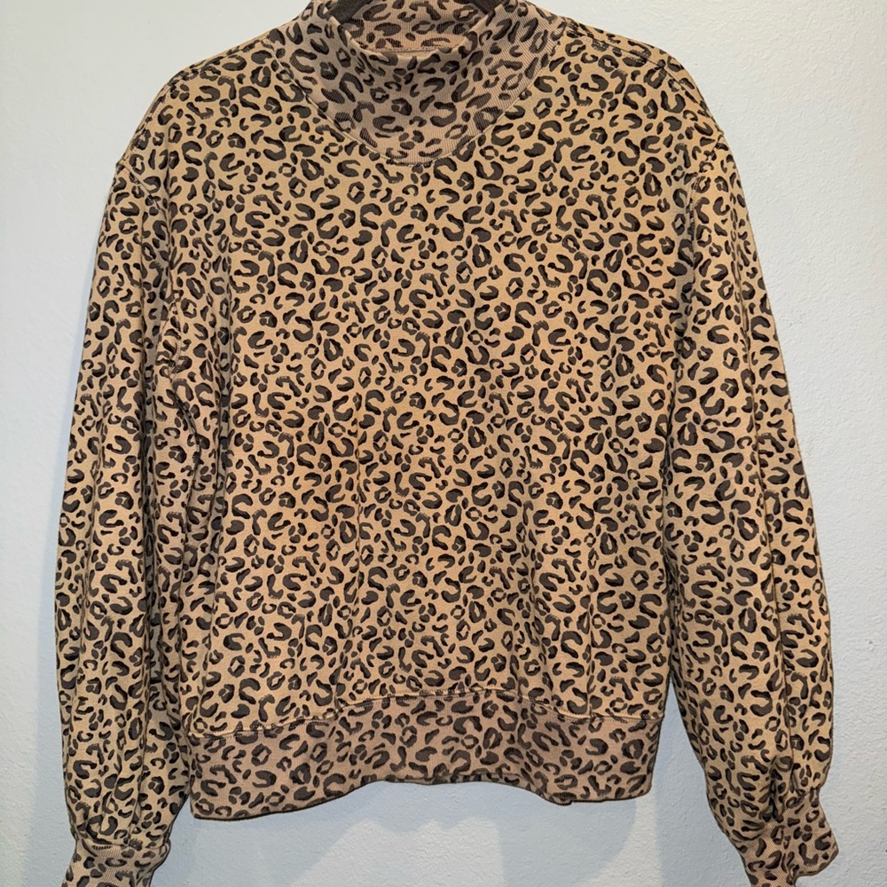 Abercrombie & Fitch Animal Print Sweater size XS